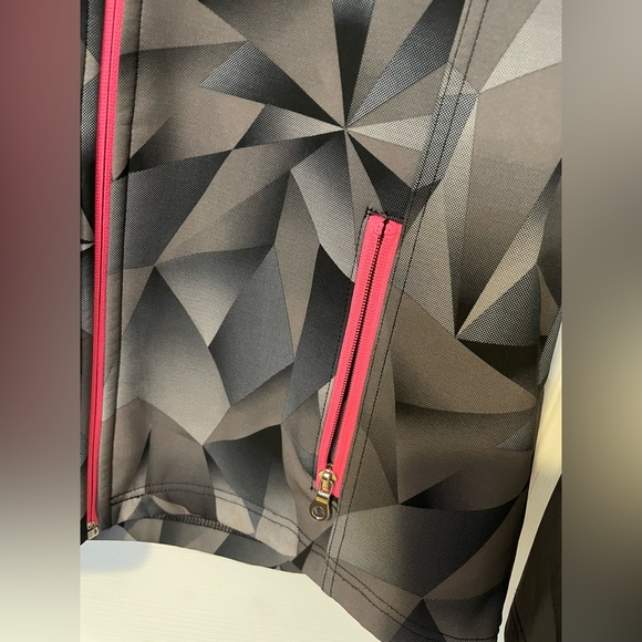 Xersion Performance Jacket - Picture 5 of 9